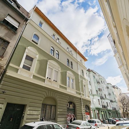 Olive Eden Apartment Budapest Bagian luar foto
