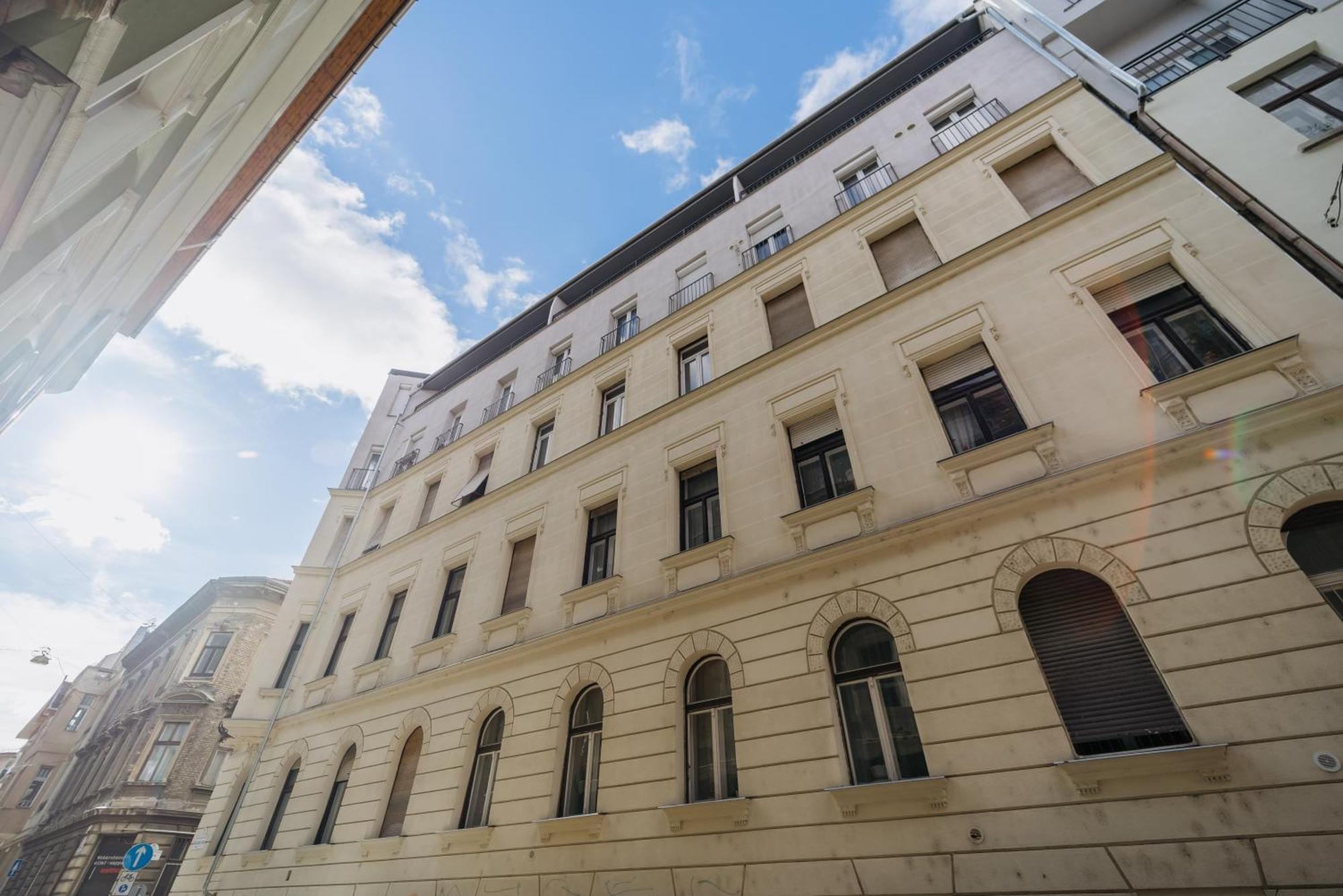 Olive Eden Apartment Budapest Bagian luar foto
